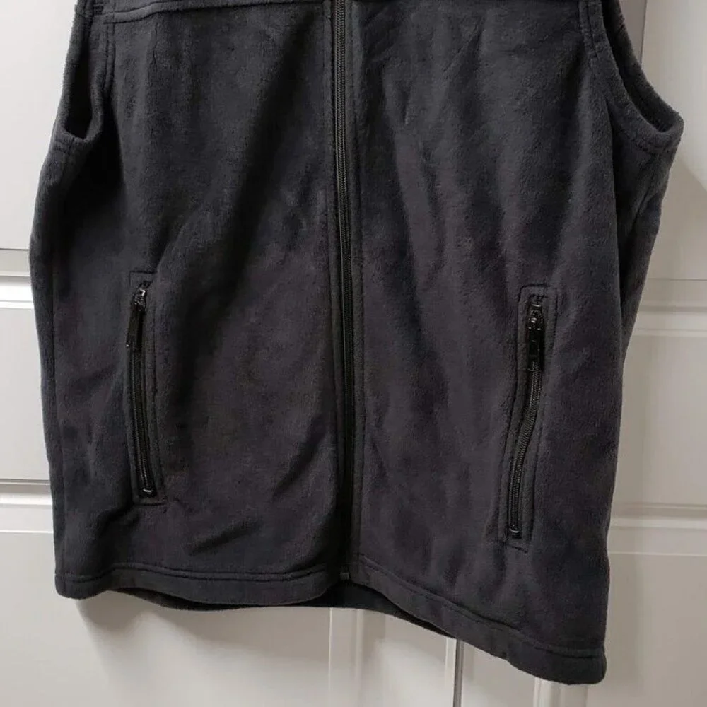 Columbia men vest